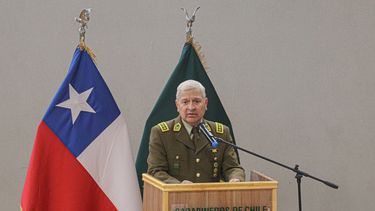Fiscalía pide postergar formalización de general Yáñez tras crimen de tres carabineros