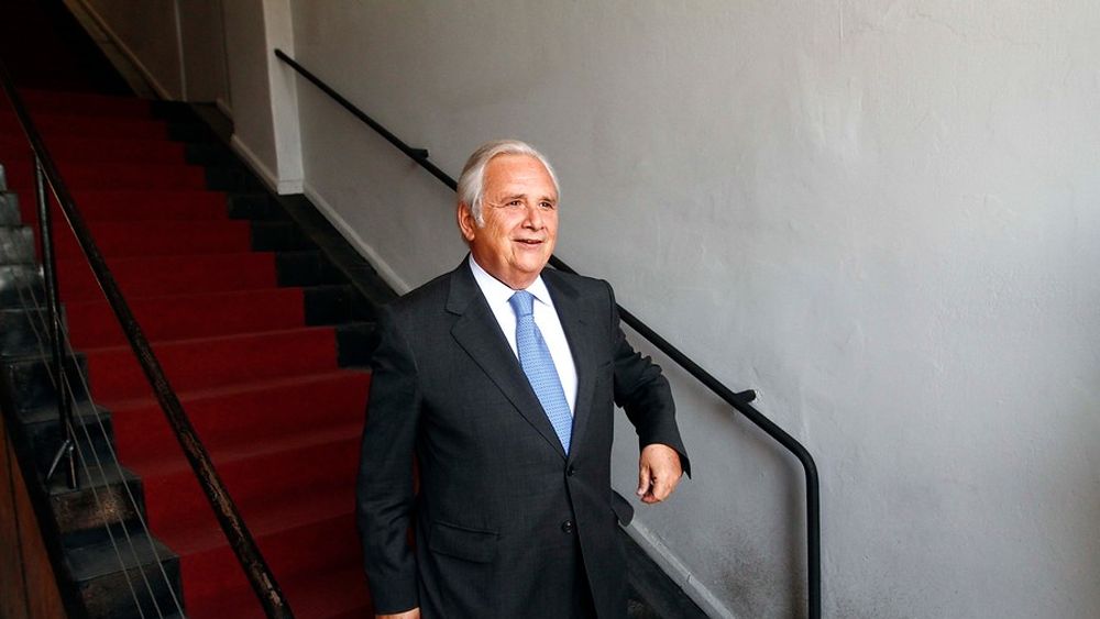 Empresa contrata a estudio jurídico del primo del Presidente Piñera para demandar al Estado por 28 mil millones