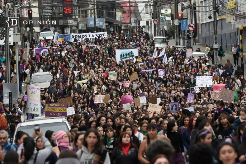 30878 marcha de mujeres.webp