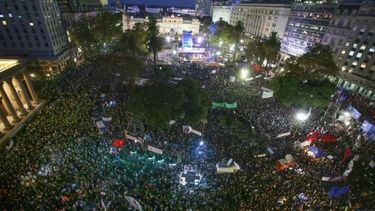 Masiva marcha contra el 2x1 repletó las calles argentinas: Ningún genocida suelto