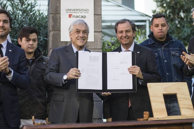 5646 pinera y varela.jpg