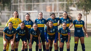 El Desconcierto | Equipo femenino de Everton.jpg
