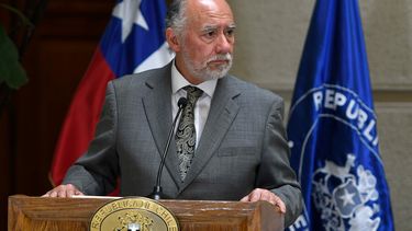 Senador Flores (DC): El próximo estallido social puede venir por el déficit de viviendas