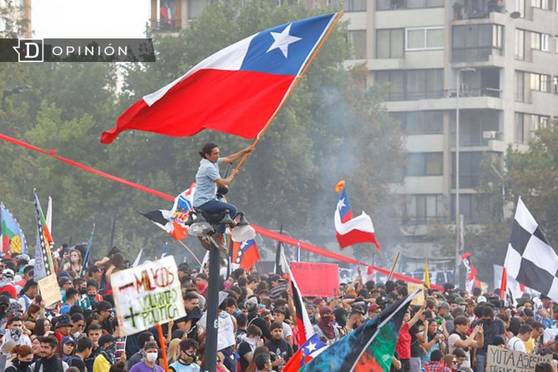 estallido opinion.jpg