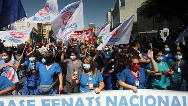 Salud: Ultimátum al Presidente dan 5 gremios por despidos de 6.5 mil trabajadores a fin de mes