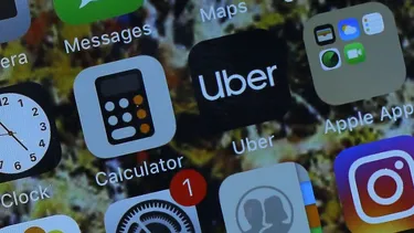 La historia de la conductora de Uber asaltada por 3 pasajeros que le robaron $24 mil y terminaron formalizados