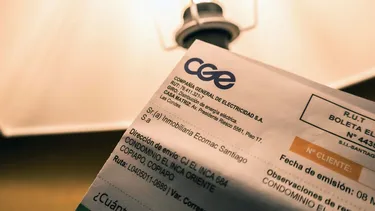 CGE alegó desproporción en multa por interrupciones eléctricas: Tribunal confirma sanción de casi 4 mil millones