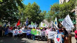 Sector público pide reajuste de 15%: Este es el pliego entregado al gobierno de Boric