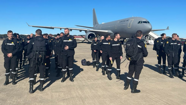 España envía grupo de la Unidad Militar de Emergencia a Chile para combatir incendios