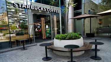 El Desconcierto | starbucks.jpg