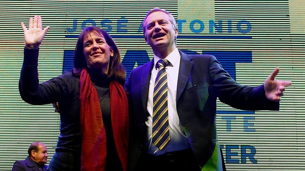 José Antonio Kast tiene razón cuando llama a no politizar la política
