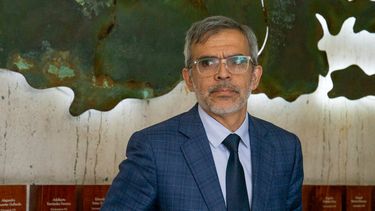 Luis Cordero y ley corta de isapres: Infringe la Constitución en dos sentidos