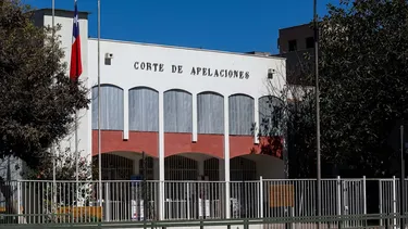 Madre debía $5,6 millones de pensión y trató de apelar al arresto por tener que cuidar a otros 2 hijos: Corte rechazó