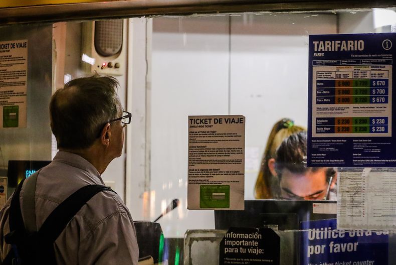 metro pone fin a comprobante de carga en papel de bip buscan un mundo menos contaminado.jpg