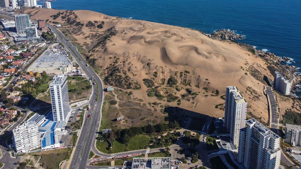 Contraataque inmobiliario en dunas de Concón: Reconsa pide derogar plan que las protege