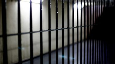 Indonesia: Joven que fue violada por su hermano irá a la cárcel por abortar
