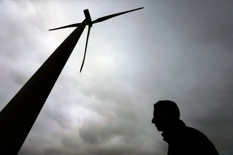 27713 turbina eolica.webp