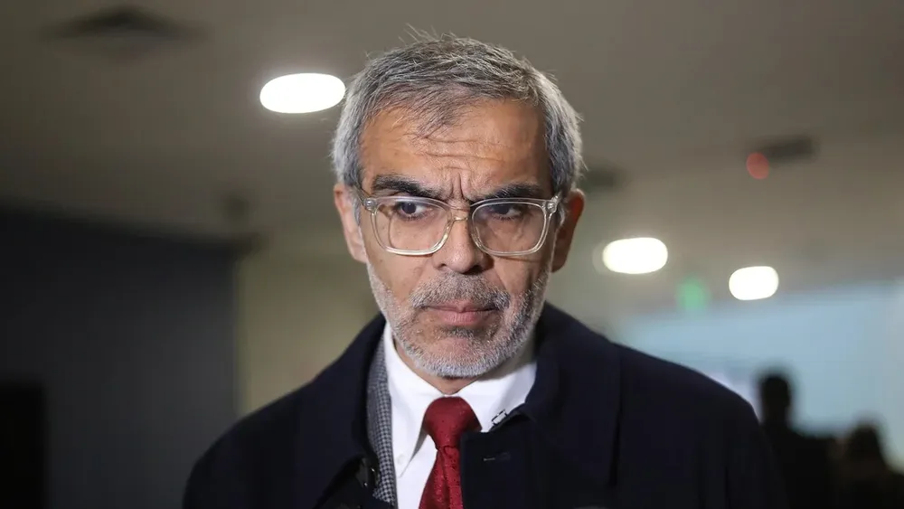 Ministro Cordero tras pánico de argentinos por visitar Chile ante amenazas: Pueden viajar tranquilamente nuestro país