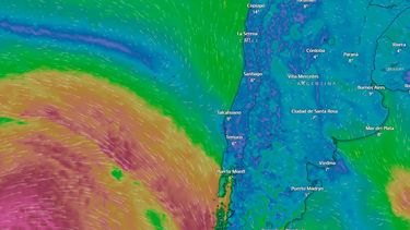 Lluvia en Santiago: Adelantan que Fiestas Patrias serán con precipitaciones y río atmosférico