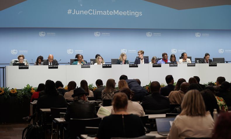El secretario ejecutivo de la ONU pidió&nbsp; acelerar la lucha internacional contra el calentamiento global en la Conferencia de Bonn sobre el Cambio Climático - Agencia EFE