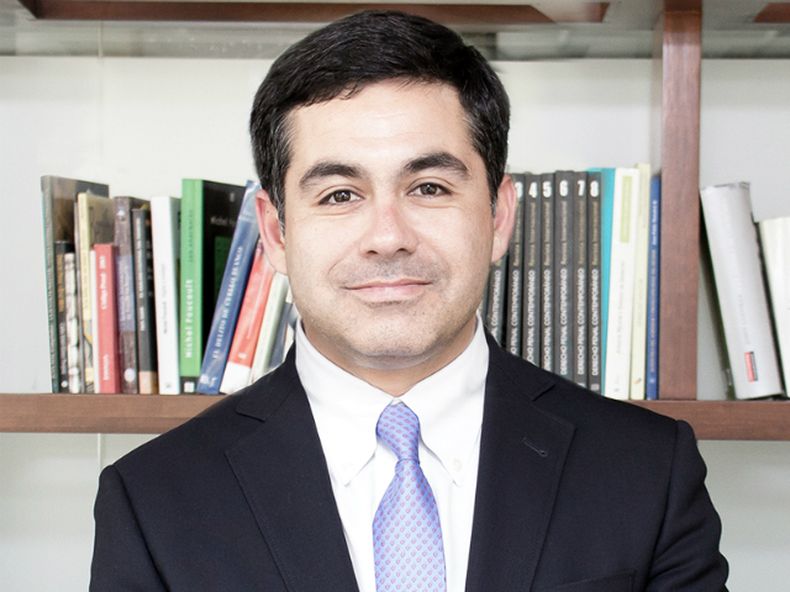 eduardo riquelme.jpg