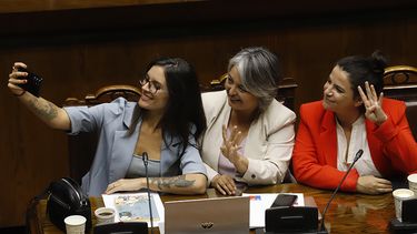 Sin votos en contra: Senado aprueba proyecto 40 horas y pasa a su trámite final