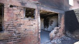 Confirman que sujeto mató a madre y sus dos hijos incendiando su casa de madrugada: Cadena perpetua