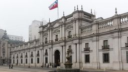 Licencias de un año, fondos sin rendir y contrataciones masivas: Los resultados de la auditoria al Estado solicitada por Kast