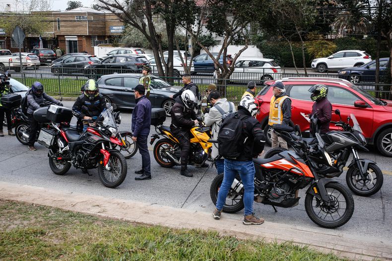 Restricción vehicular en Santiago este viernes 8 de mayo - Agencia Uno