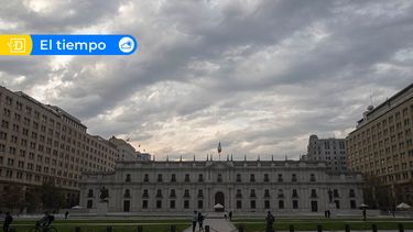 Nubosidad parcial variando a nublado y poco frío: Así estará el tiempo en la capital