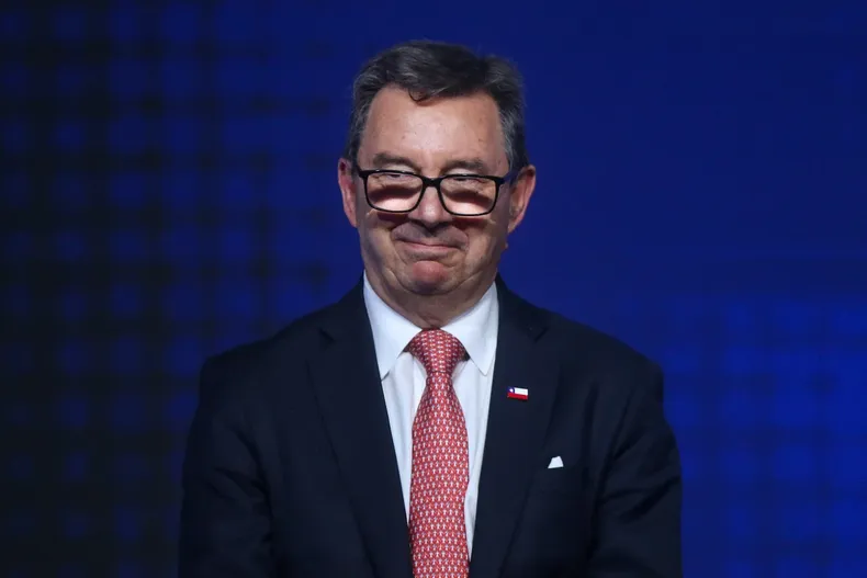 30542 a uno 1714149.webp