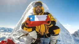 Donde me siento vivo: El libro de amor a la montaña del chileno Mohr fallecido en el K2