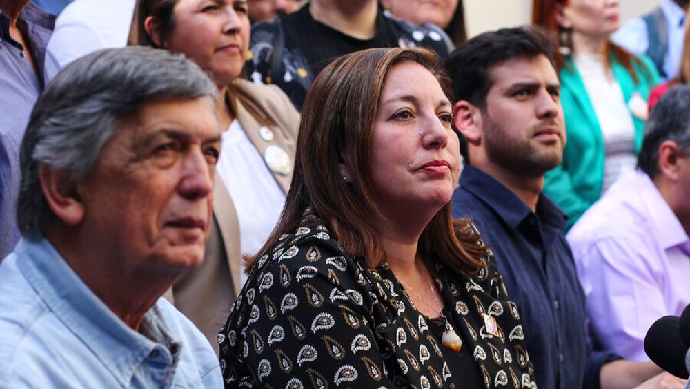Tensión PS-PC y presiones por primarias enredan el acuerdo oficialista para municipales