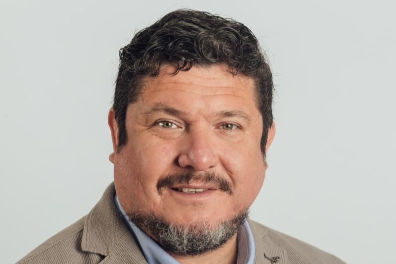 8344 montoyamacul.jpg