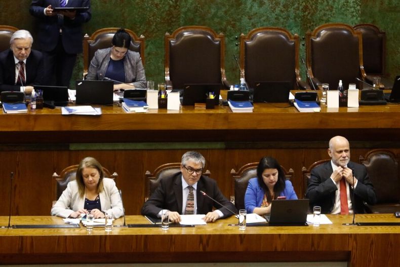 7270 a uno 1618297.jpg