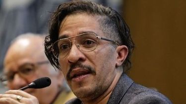 Diputado homosexual brasileño que huyó de su país: Sabía que si me quedaba, iba a morir