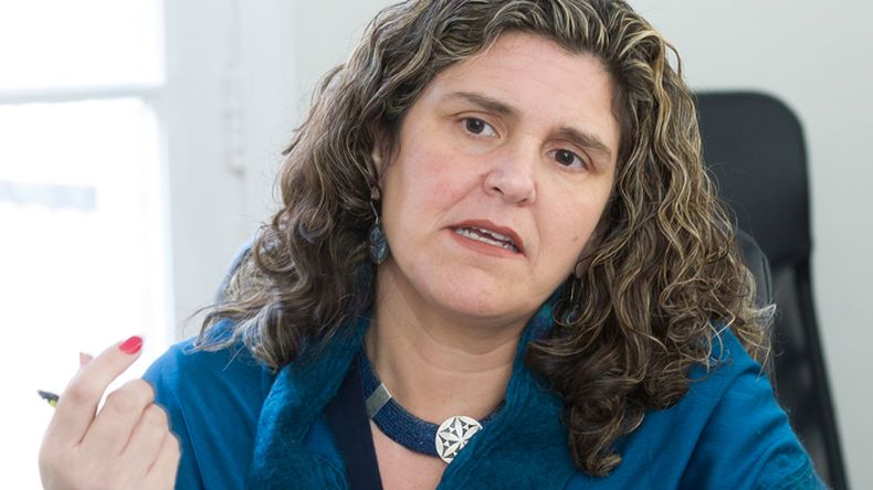 paula vial.jpg