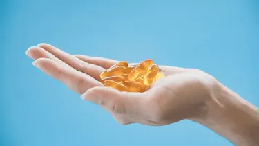 Expertos dermatólogos advierten sobre uso indiscriminado de vitamina D: No todos deben suplementarse