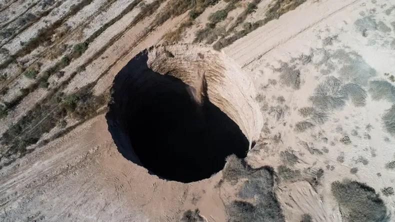 por socavones  la batalla de 9 anos de vecino de alto hospicio para ser compensado con 40 millones tras perder su casa.webp