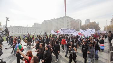 Marcha contra gobierno de Kast en Santiago - Agencia Uno