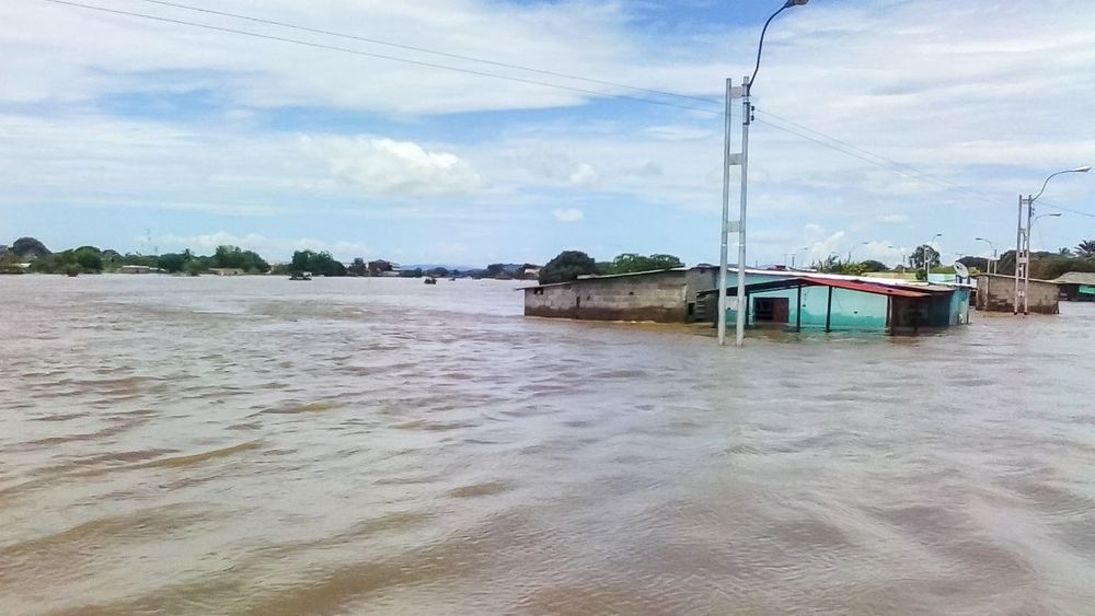 Venezuela ahora es afectado por fuertes lluvias - Agencia Uno