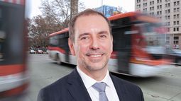 Ministro de Transportes y Telecomunicaciones, Louis de Grange.