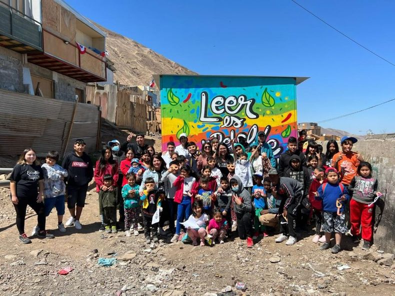 escuelita rebelde alfabatiza ninos inmigrantes e1670602772231.jpeg