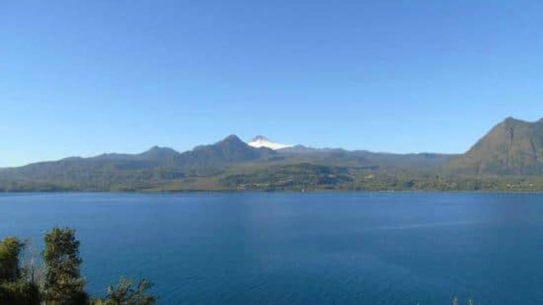 lago calafquen.jpg