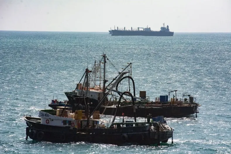 10325 pesca industrial 1.webp