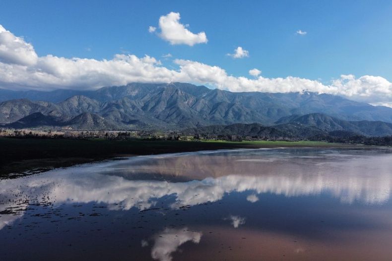 Laguna de Aculeo scaled e1694025269589.jpeg