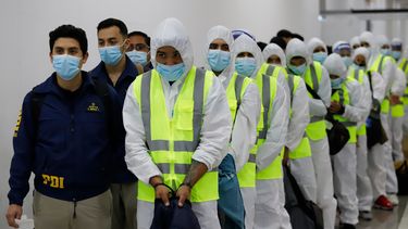 Human Rights Watch insta a Chile a poner fin a la deportación de venezolanos