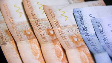 Hoy sube el sueldo mínimo ¿A cuánto asciende el nuevo monto y cuándo habrá nuevo reajuste?