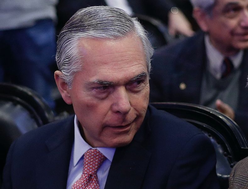 Oscar Izurieta.jpg