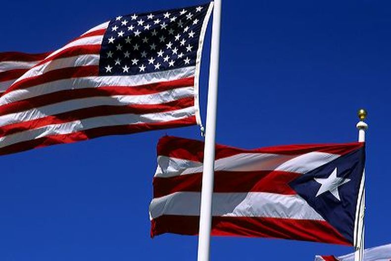 banderas puerto rico eeuu.jpg